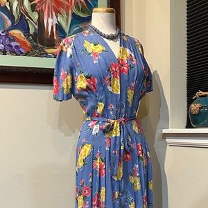 Lovely Cornflower Blue Cold Rayon Floral Print Vintage Dress from WWII Era